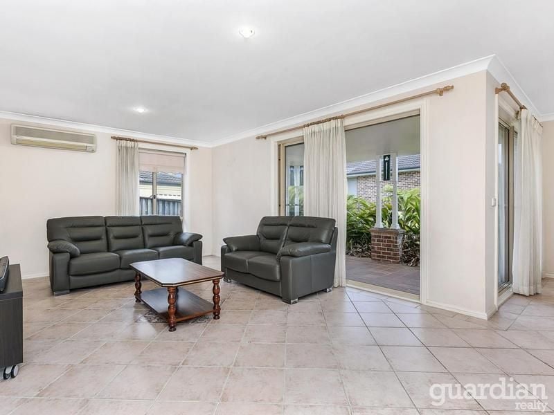 12 Ravensbourne Circuit DURAL NSW, Dural - Thumbnail 4