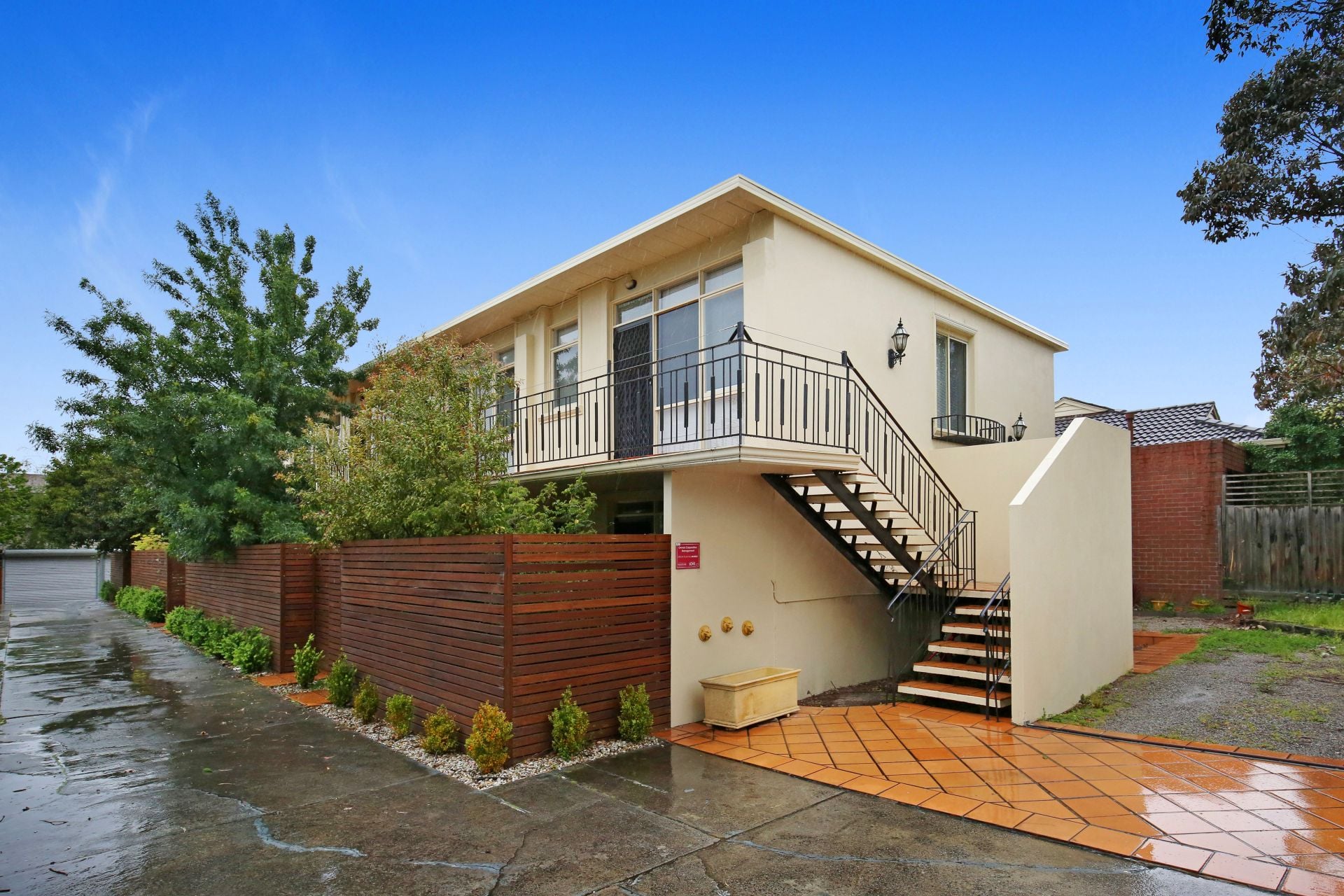 One Bedroom Apartment in Attractive Block with Balcony