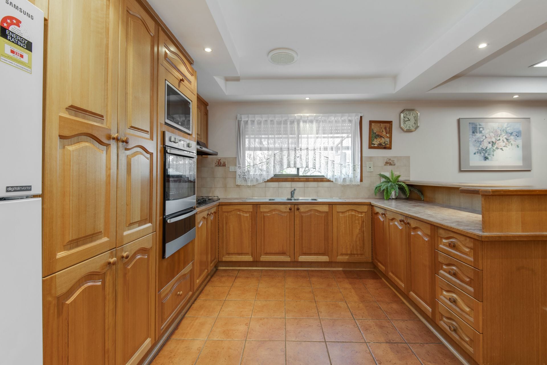 PERFECT FAMILY HOME IN CENTRAL EPPING