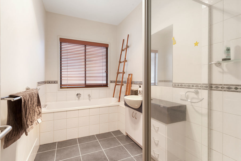 18 Scenic Drive, Apollo Bay, VIC, Apollo Bay - Thumbnail 6