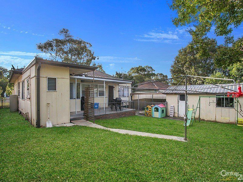 22 Orana Avenue, KIRRAWEE, Kirrawee - Thumbnail 5