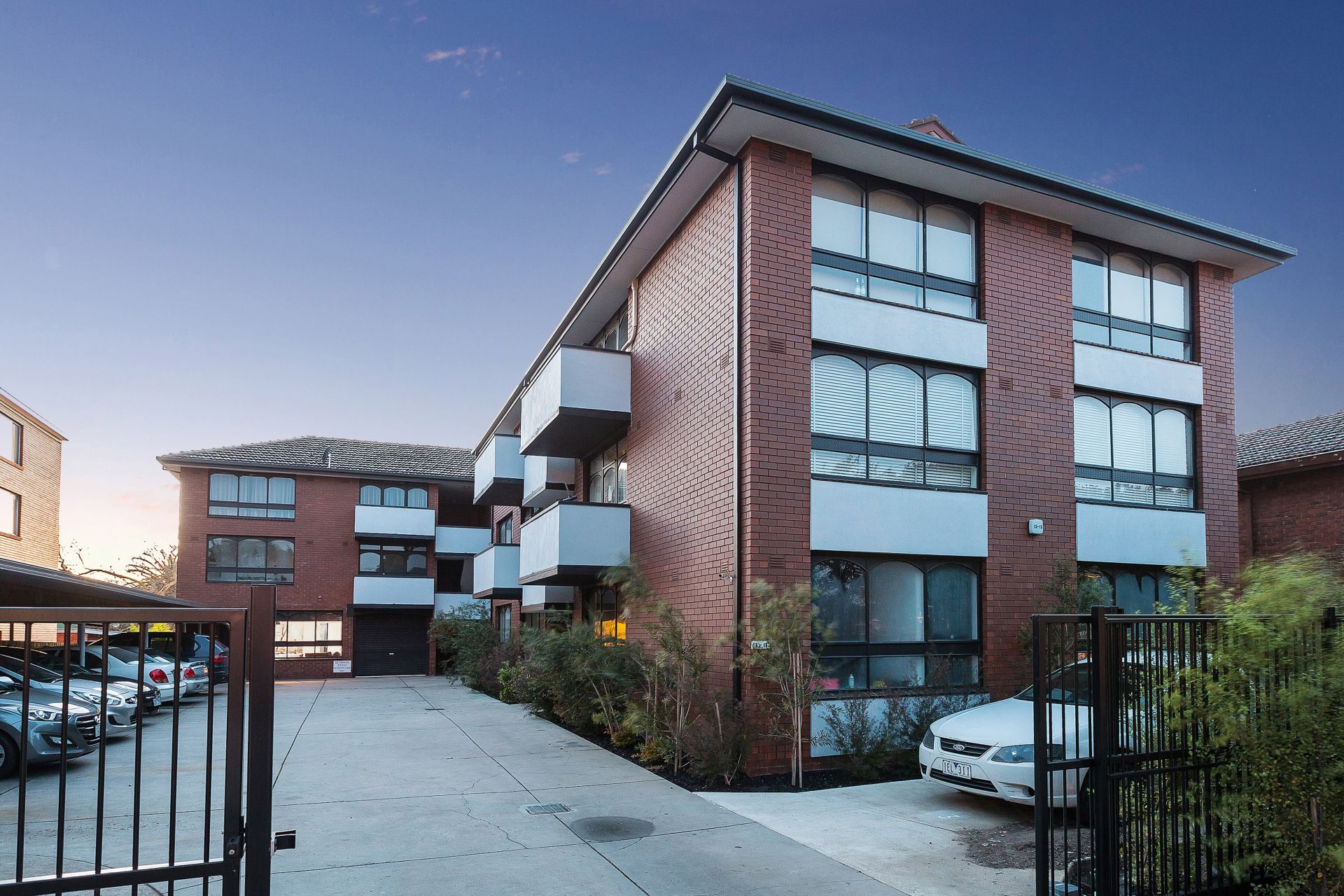 13-15 Nicholson Street, Footscray - Thumbnail 2