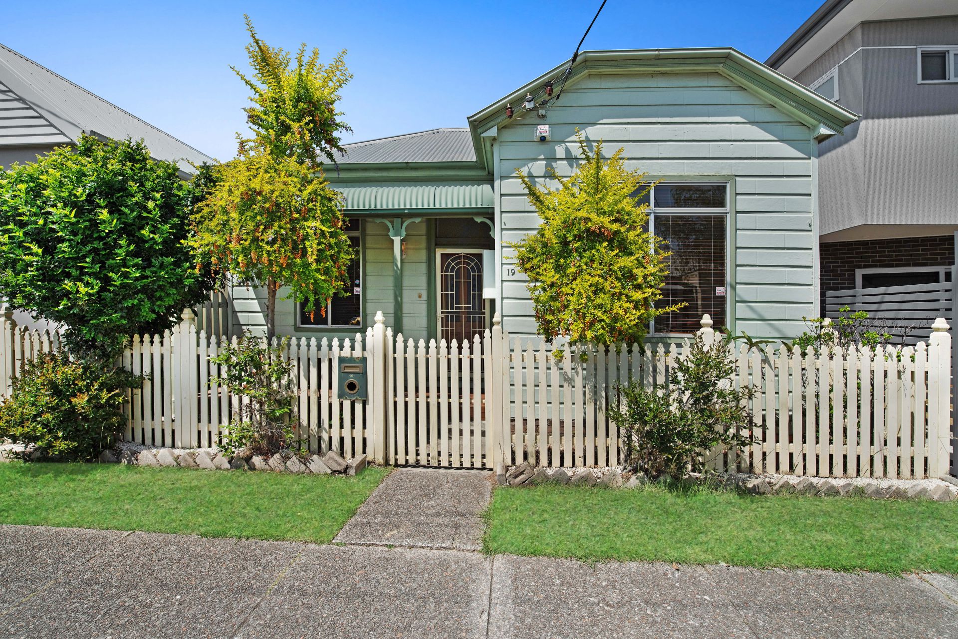 19 Cleary Street Hamilton NSW, Hamilton - Thumbnail 4