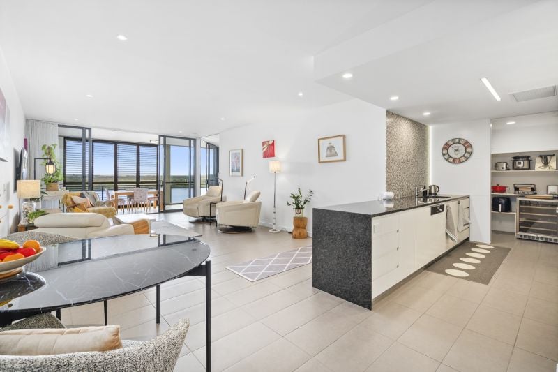6507/6 Marina Promenade, Paradise Point - Thumbnail 6