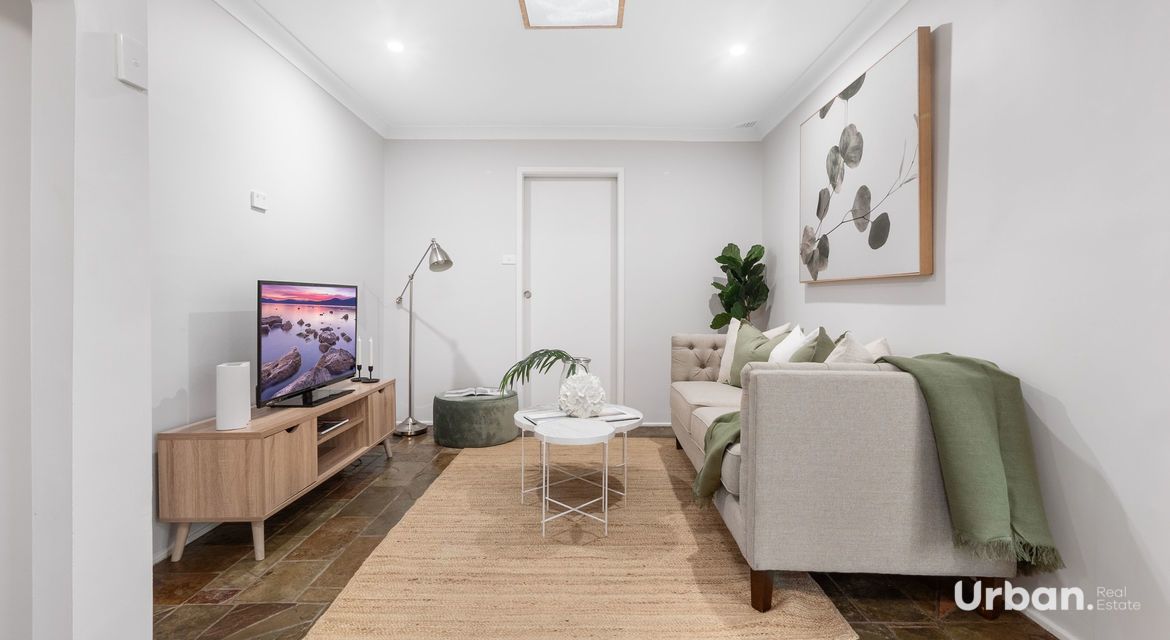 Mcgraths Hill 14 Andrew Thompson Drive