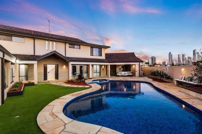 124 Commodore Drive, Paradise Waters Amir Prestige Group