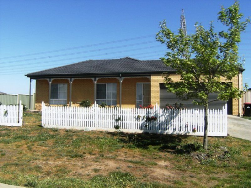 6 Wales Court, Hillside - Thumbnail 2