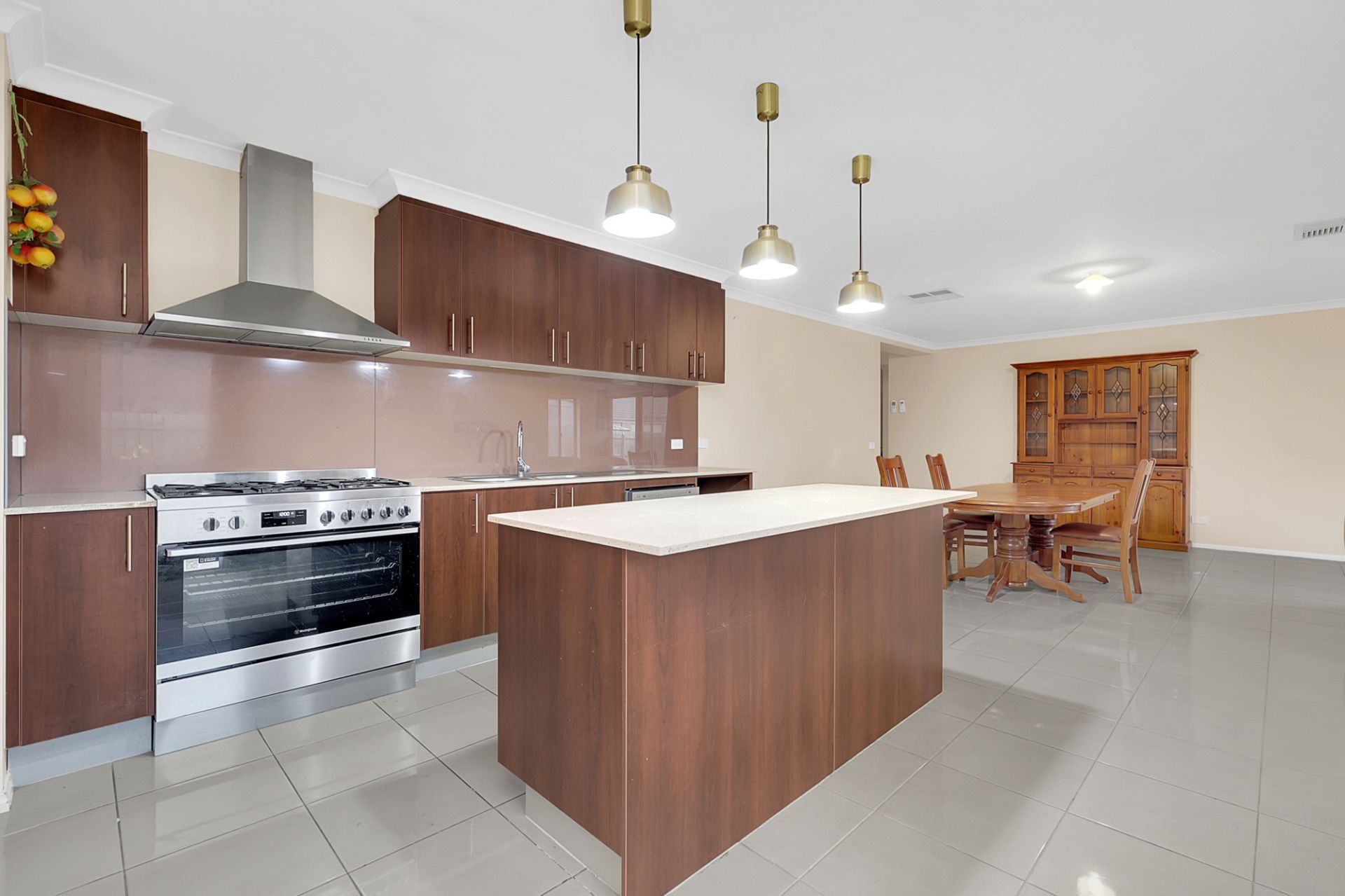Excellent Family Living on 562sqm