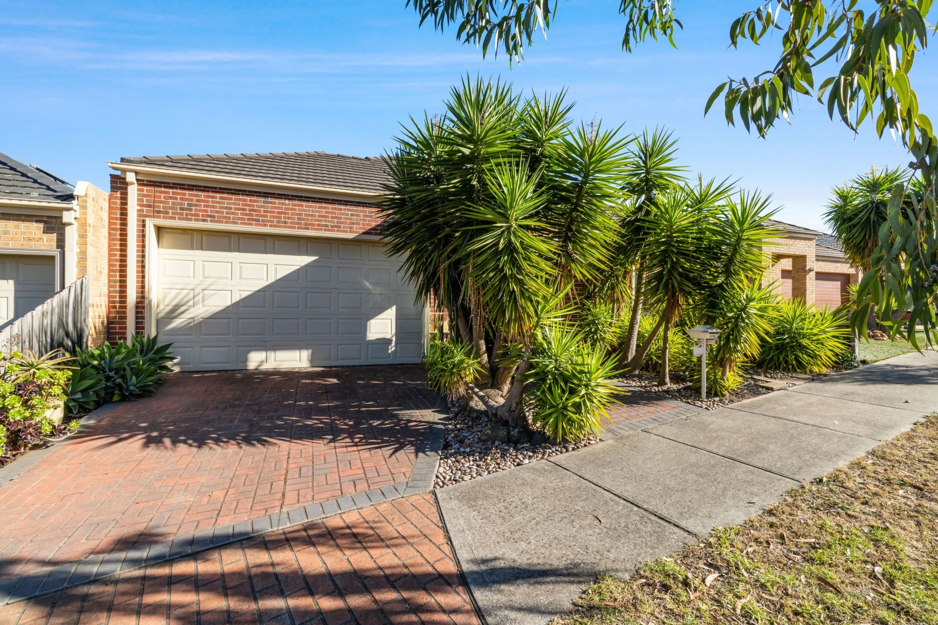 Spacious 4 Bedroom Family Home in Prime Court Location