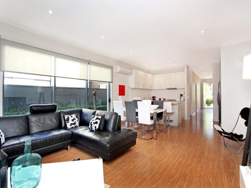 13/1-5 The Close, Caroline Springs - Thumbnail 5