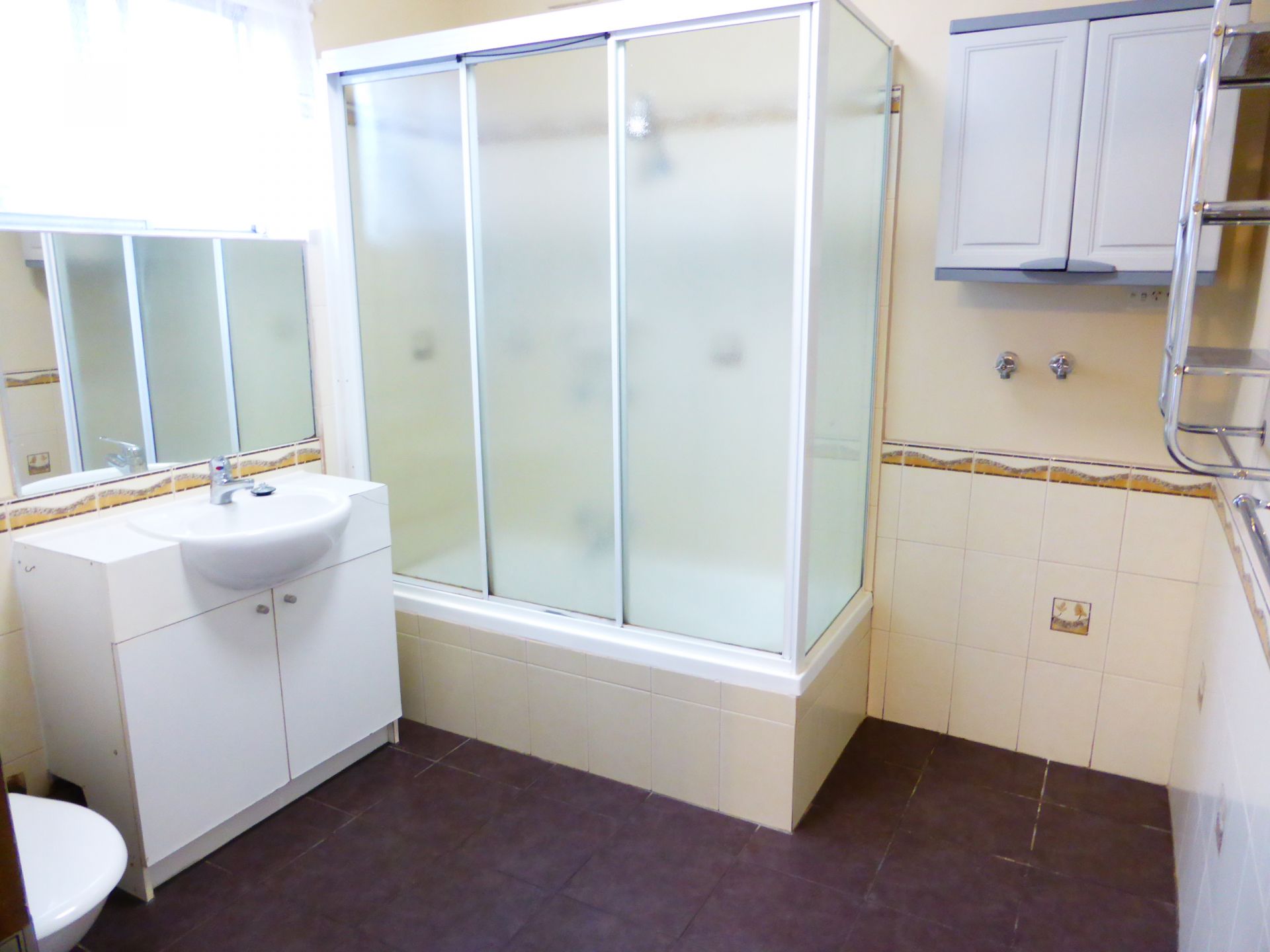 Ground Floor Apartment in Prime Position!