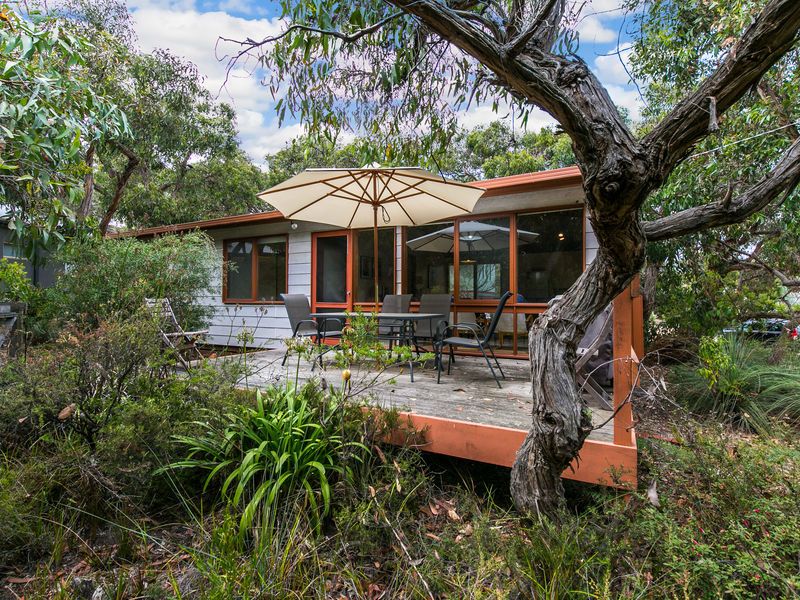 42 Boyd Avenue, Moggs Creek - Thumbnail 2