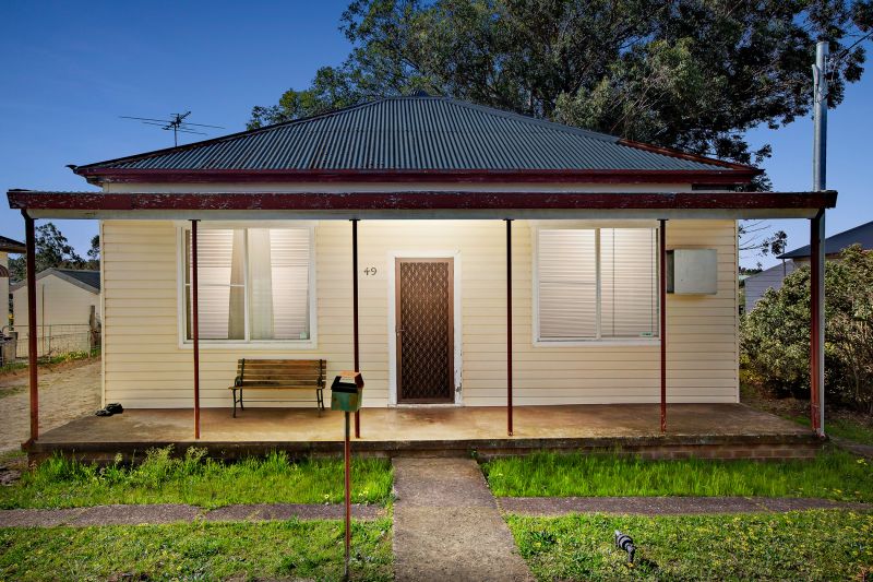 Real Estate For Sale 49 Third Street Weston , NSW