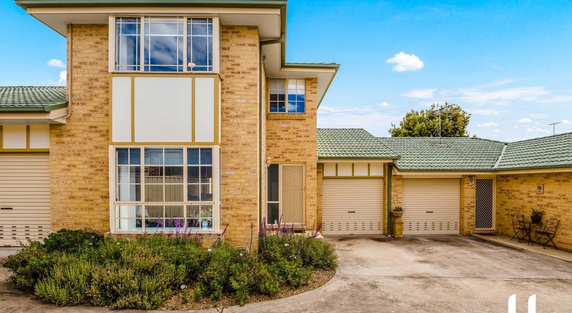 Campbelltown 2/63 Macquarie Avenue