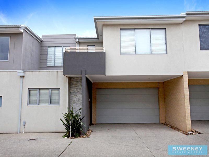 7/10-12 Kooyong Way, Caroline Springs - Thumbnail 2