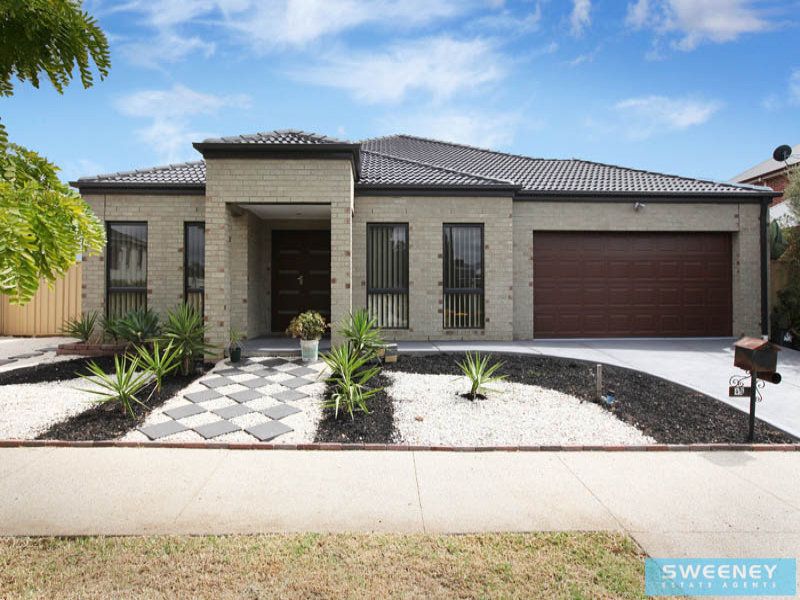 15 Wattlepark Street, Caroline Springs - Thumbnail 2