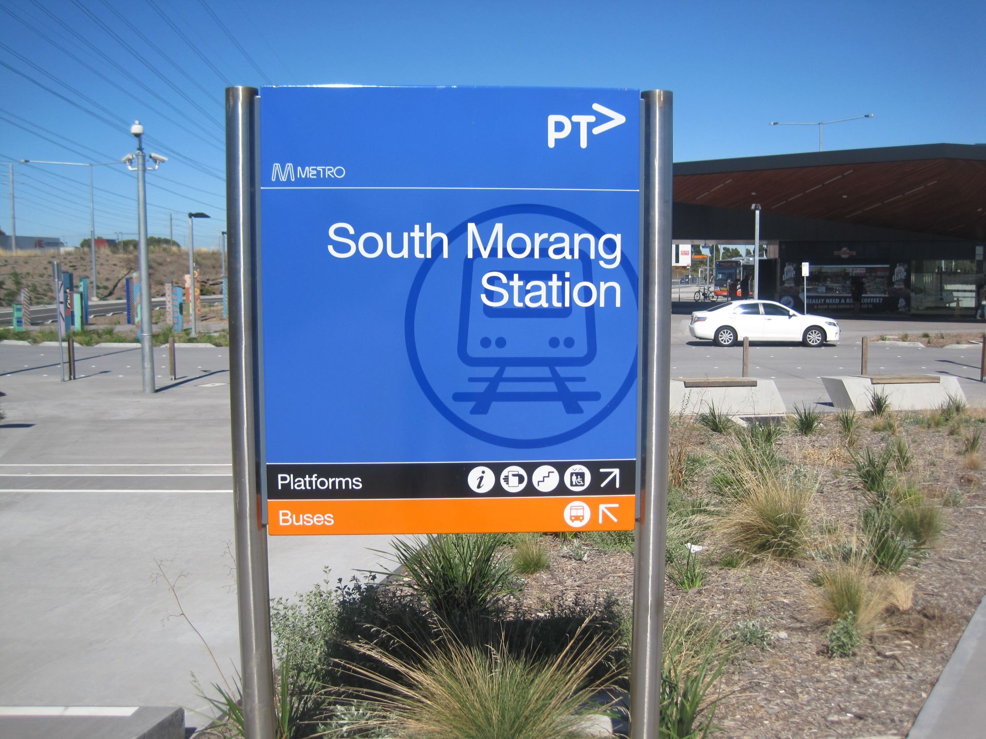MODERN UNIT, GREAT LOCATION