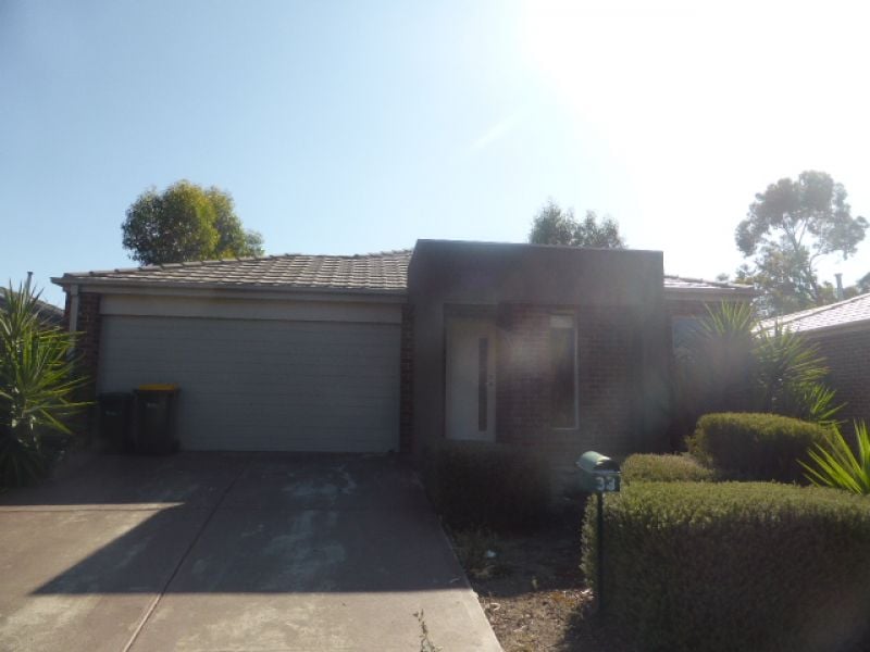33 Coleridge Way, South Morang