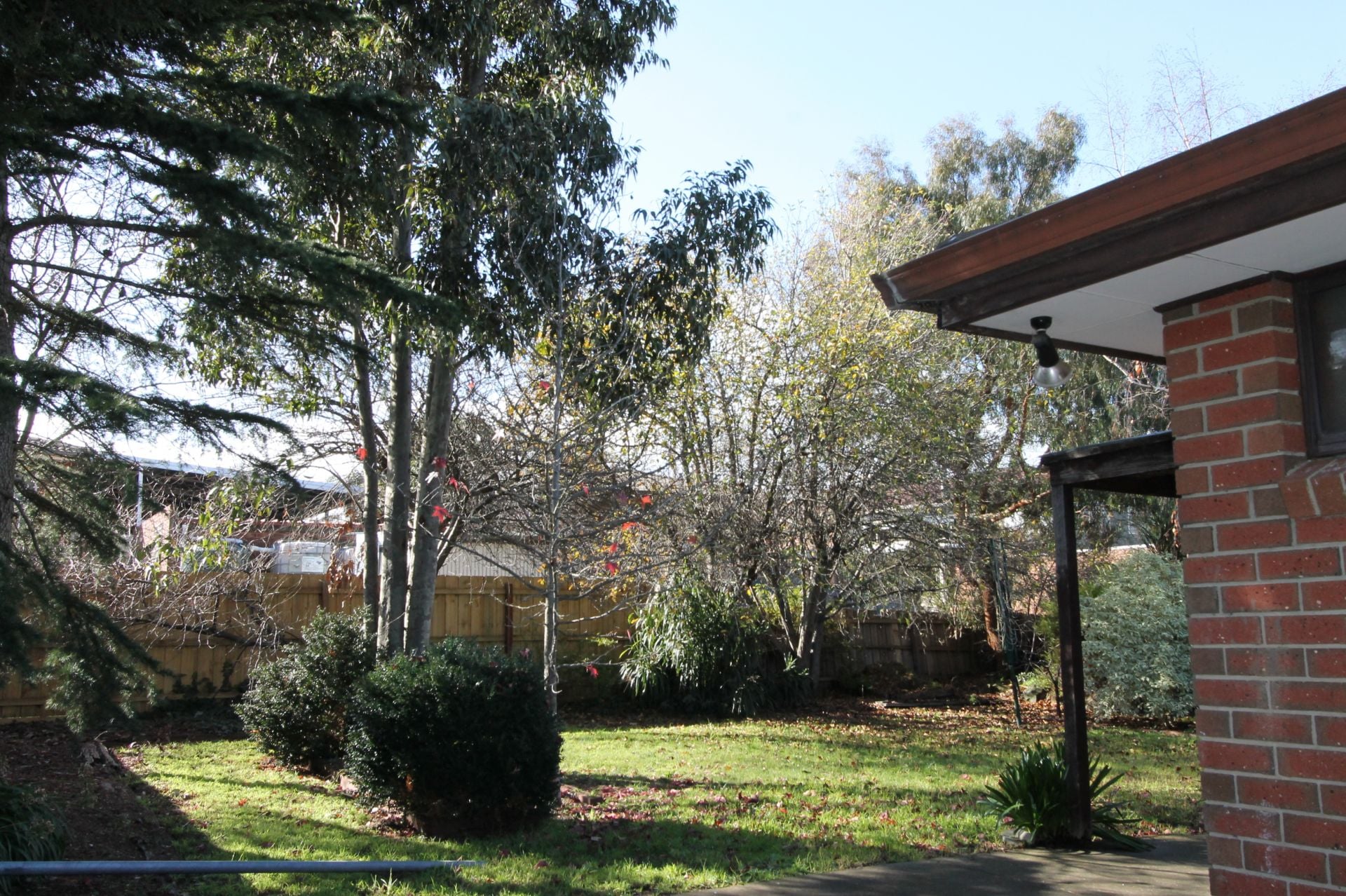 Affordable, Conveniently Located Spacious Family Home.