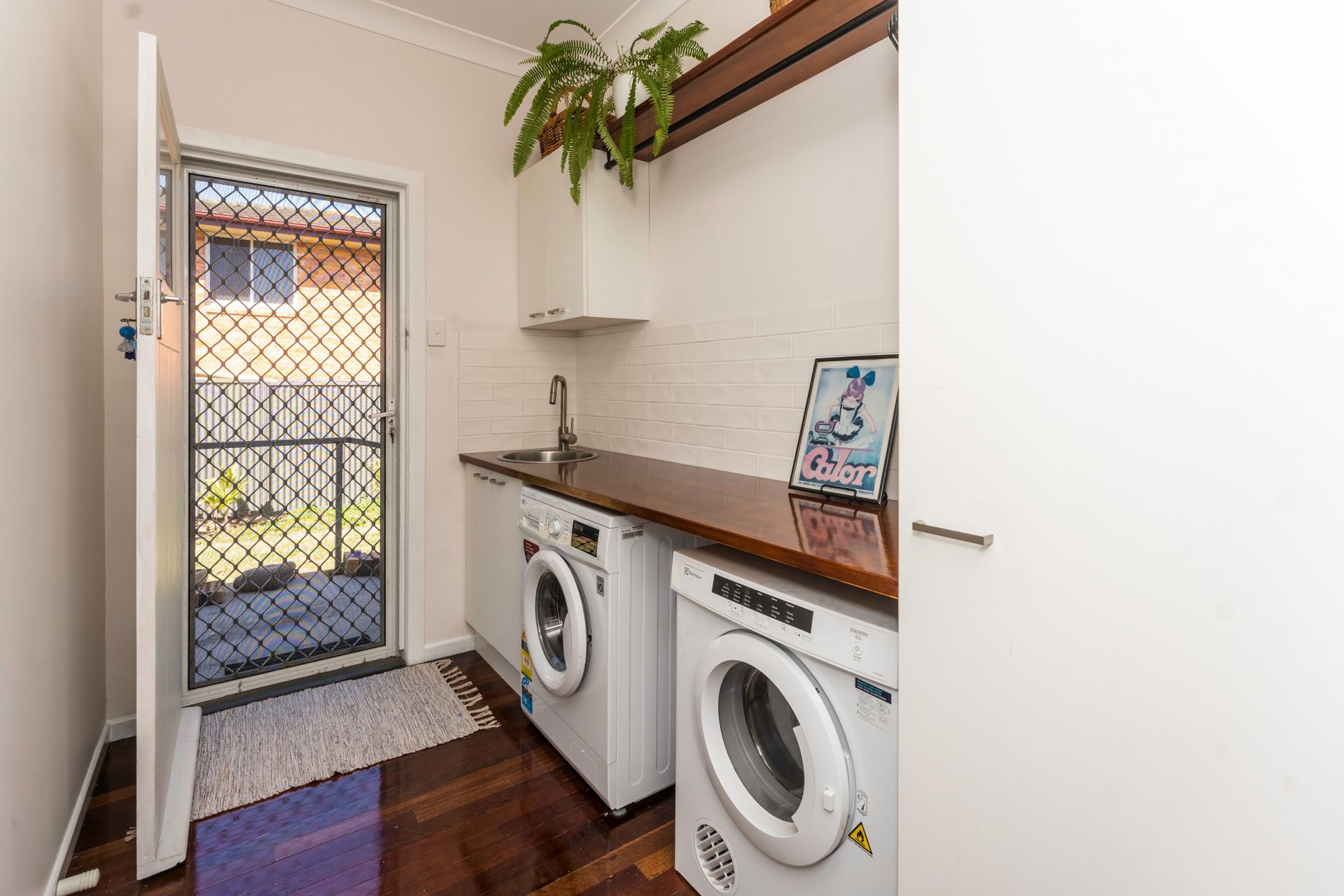 10 McNeilly Street, NORVILLE Four Walls Realty