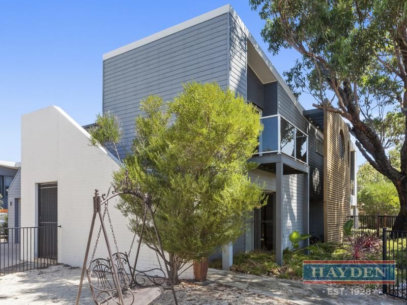 1/11 Darian Road, Torquay VIC 3228