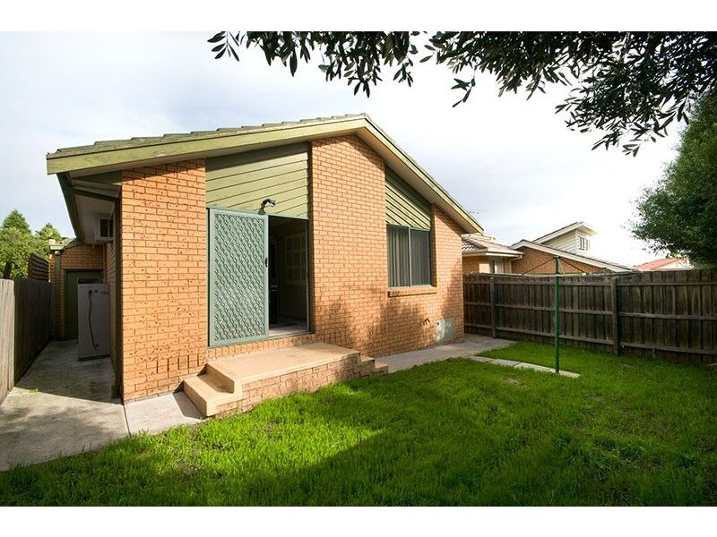 *Two Bedroom Gem*