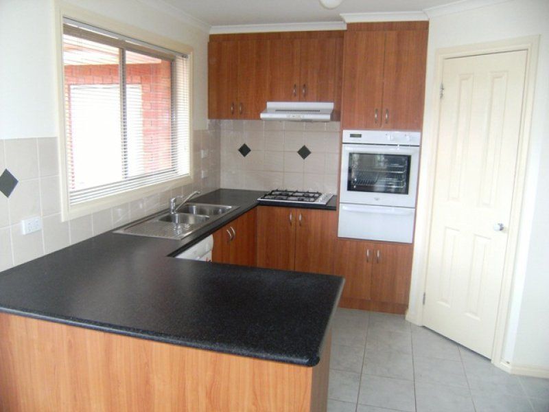27 Jade Way, Hillside - Thumbnail 3