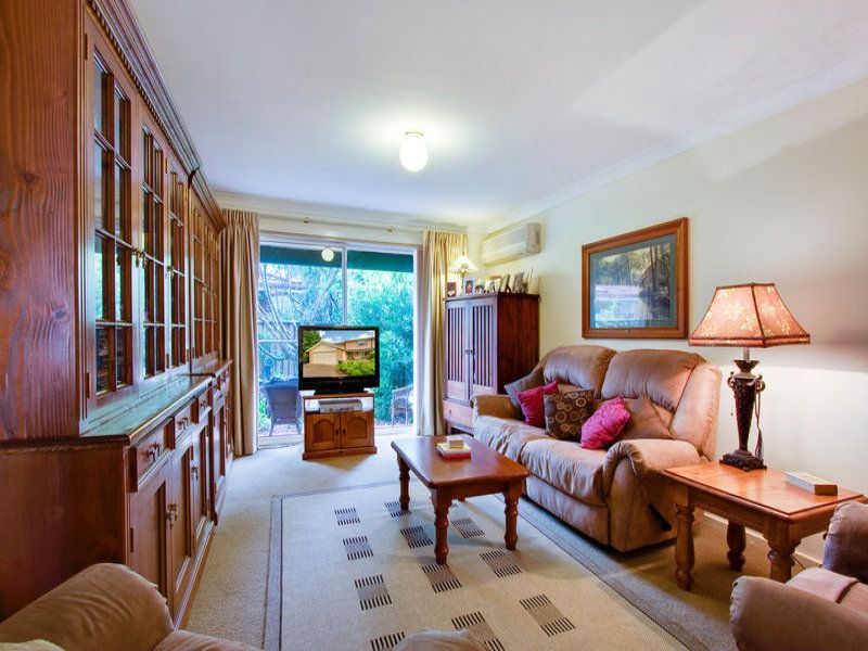 38 John Tebbutt Place, Richmond - Thumbnail 3