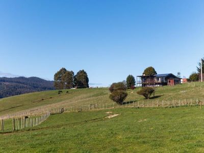 3
 
 
 
  
 
 
 2
 
 
 
  
 
 
 1
 
 
 
 
 
 
 
 255 Buster Road, MELROSE TAS 7310, Melrose - Thumbnail 3