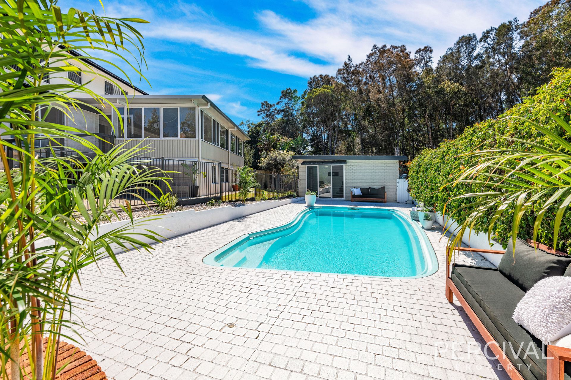 6 Sunnyside Crescent Port Macquarie NSW, Port Macquarie - Thumbnail 2