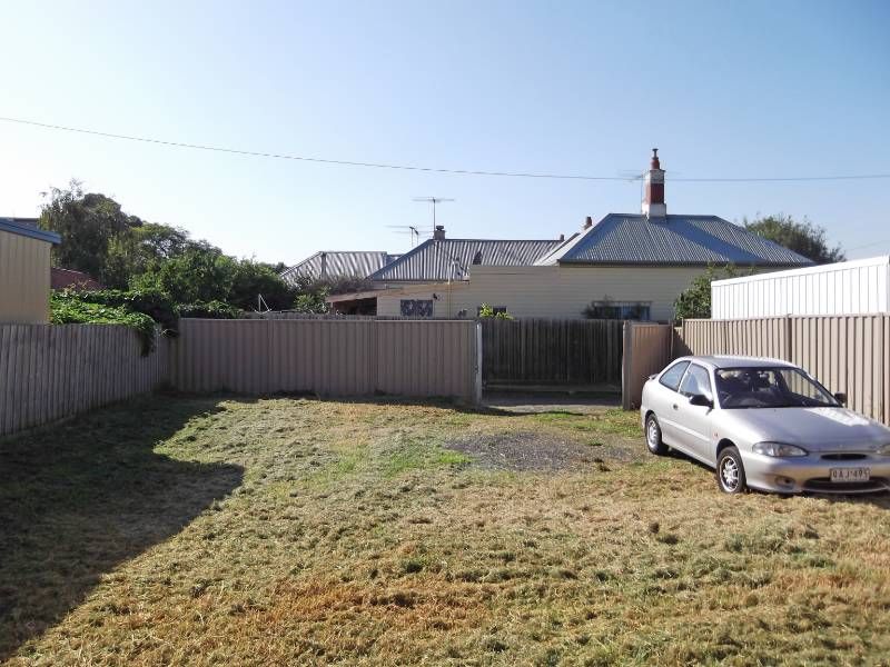 31 Nicholson Street, Footscray - Thumbnail 3