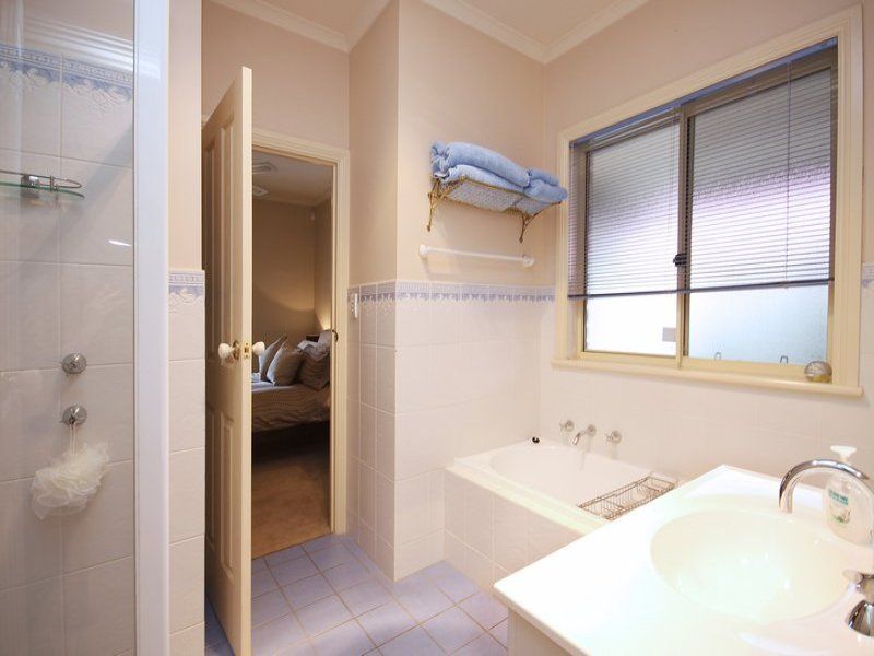 36 Claremont Rd Golden Grove 5125