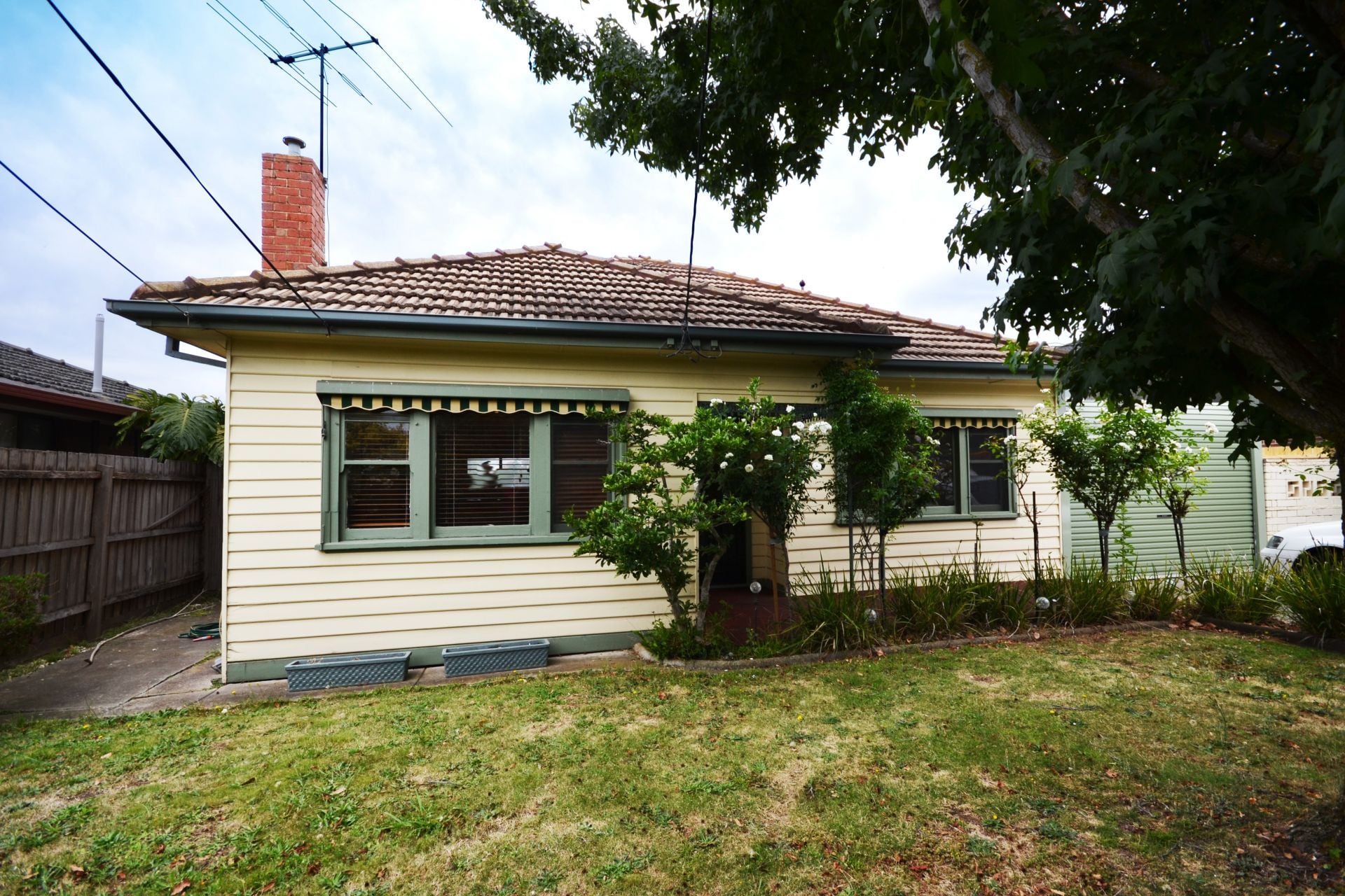 QUALITY HOME, SENSATIONAL LOCATION