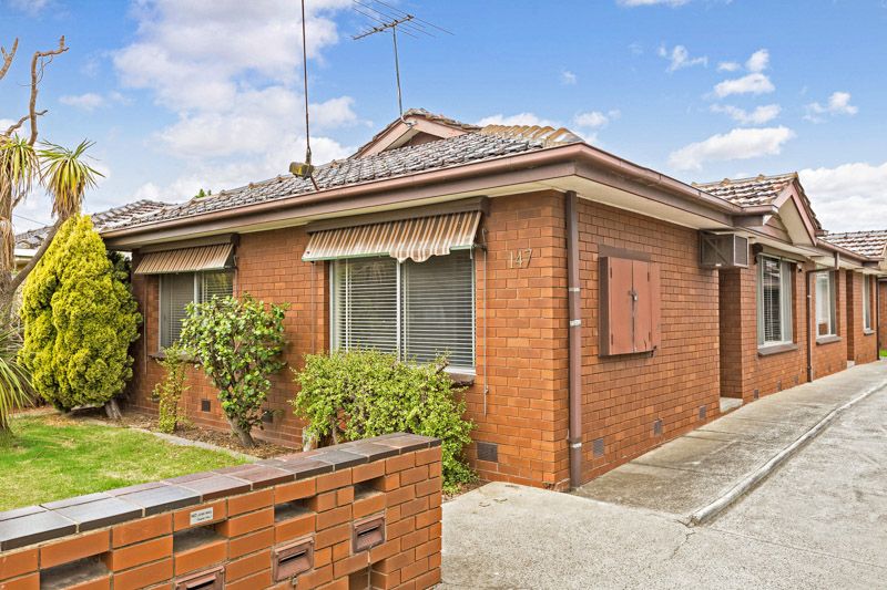 1/147 Essex Street, West Footscray - Thumbnail 2
