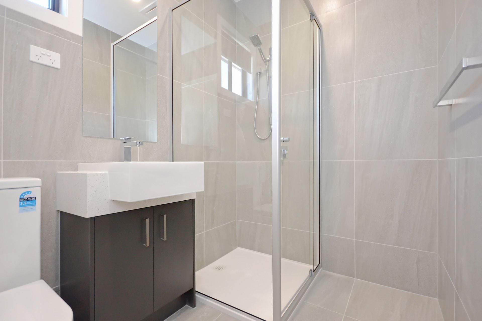 AS NEW SPACIOUS TWO BEDROOM