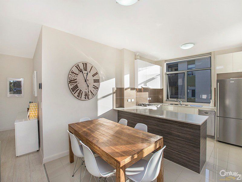 302/51 Merton Street, SUTHERLAND, Sutherland - Thumbnail 5