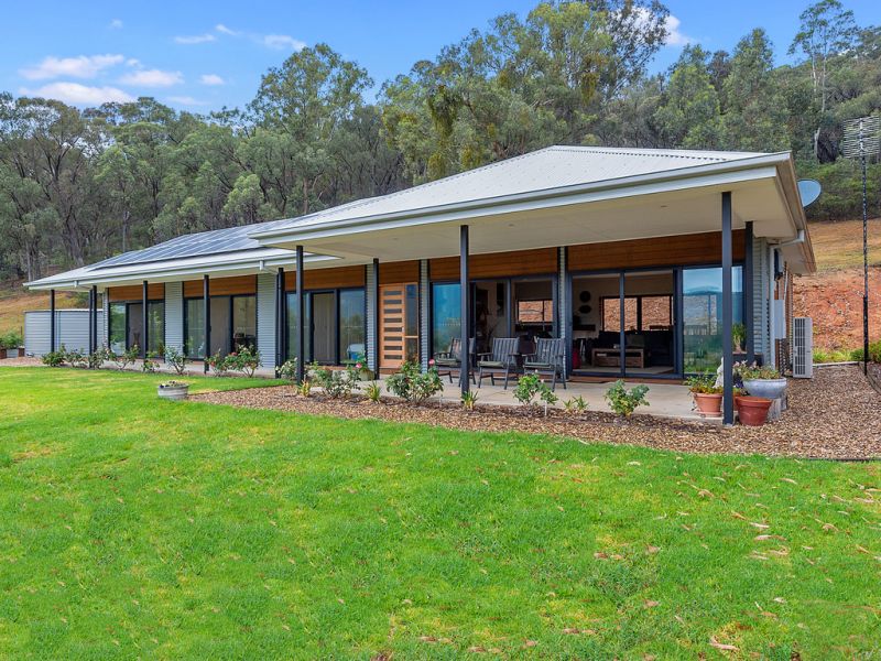 Real Estate For Sale 244 Clemens Lane Myrtleford , VIC