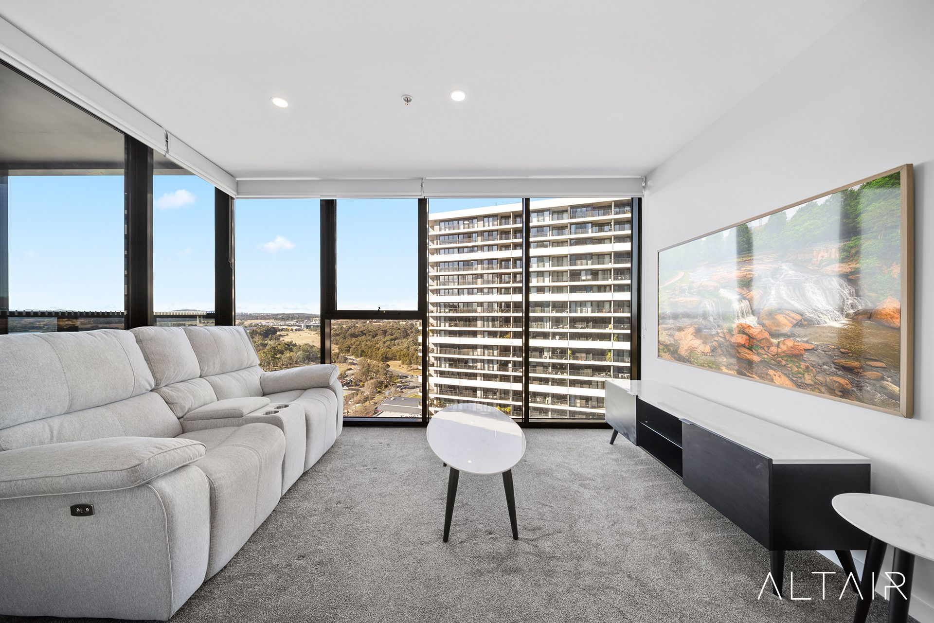 1810/2 Grazier Lane, Belconnen, ACT, Belconnen - Thumbnail 2