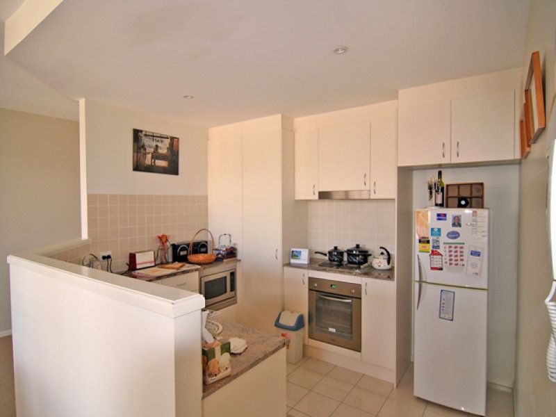 10/58 Eileen Good Street, Greenway - Thumbnail 3