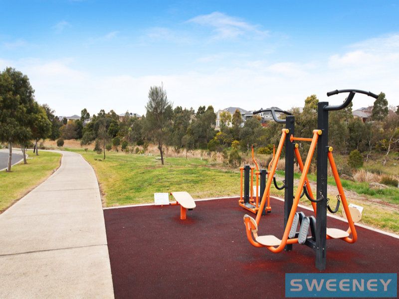 12 Jolimont Street, Caroline Springs - Thumbnail 4