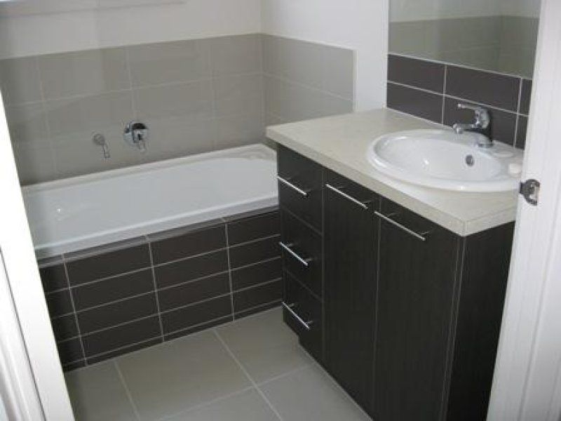 Immaculate Three Bedroom Townhouse!