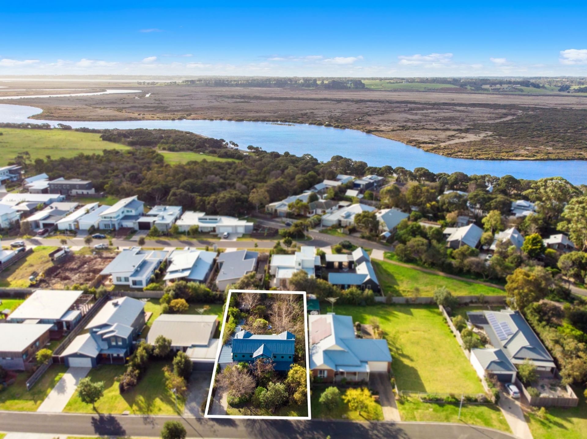 48 Newbay Close Barwon Heads VIC, Barwon Heads - Thumbnail 2