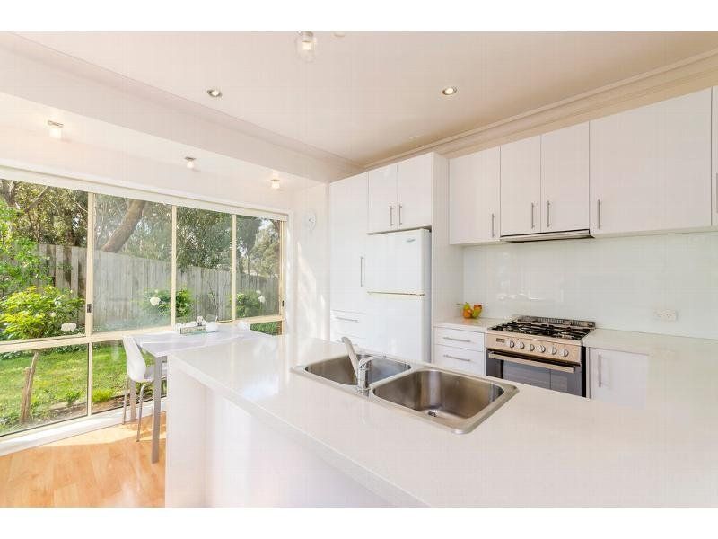 22 Melanie Place OCEAN GROVE VIC, Ocean Grove - Thumbnail 4