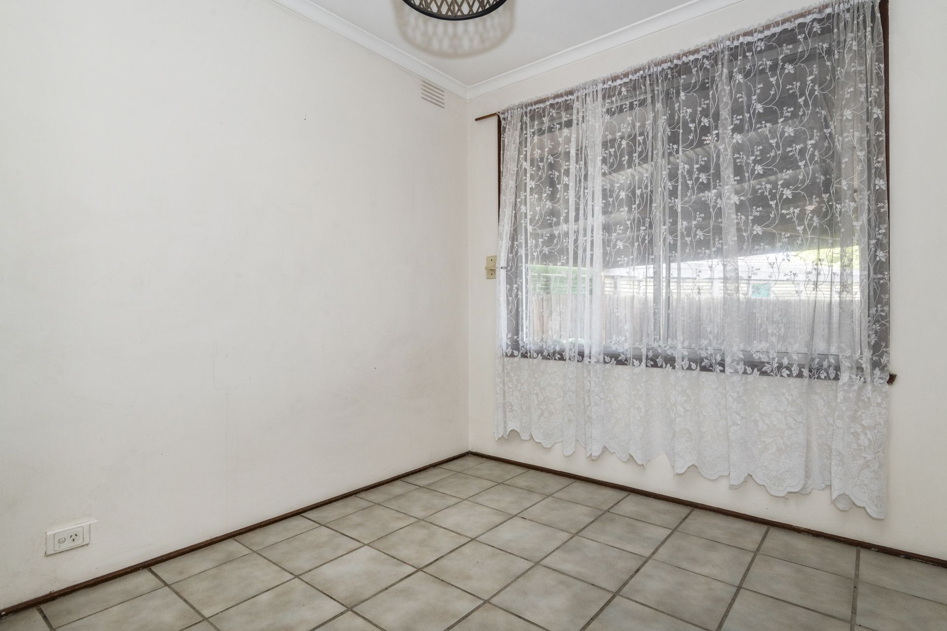 PERFECT FAMILY HOME IN PERFECT QUIET COURT LOCATION