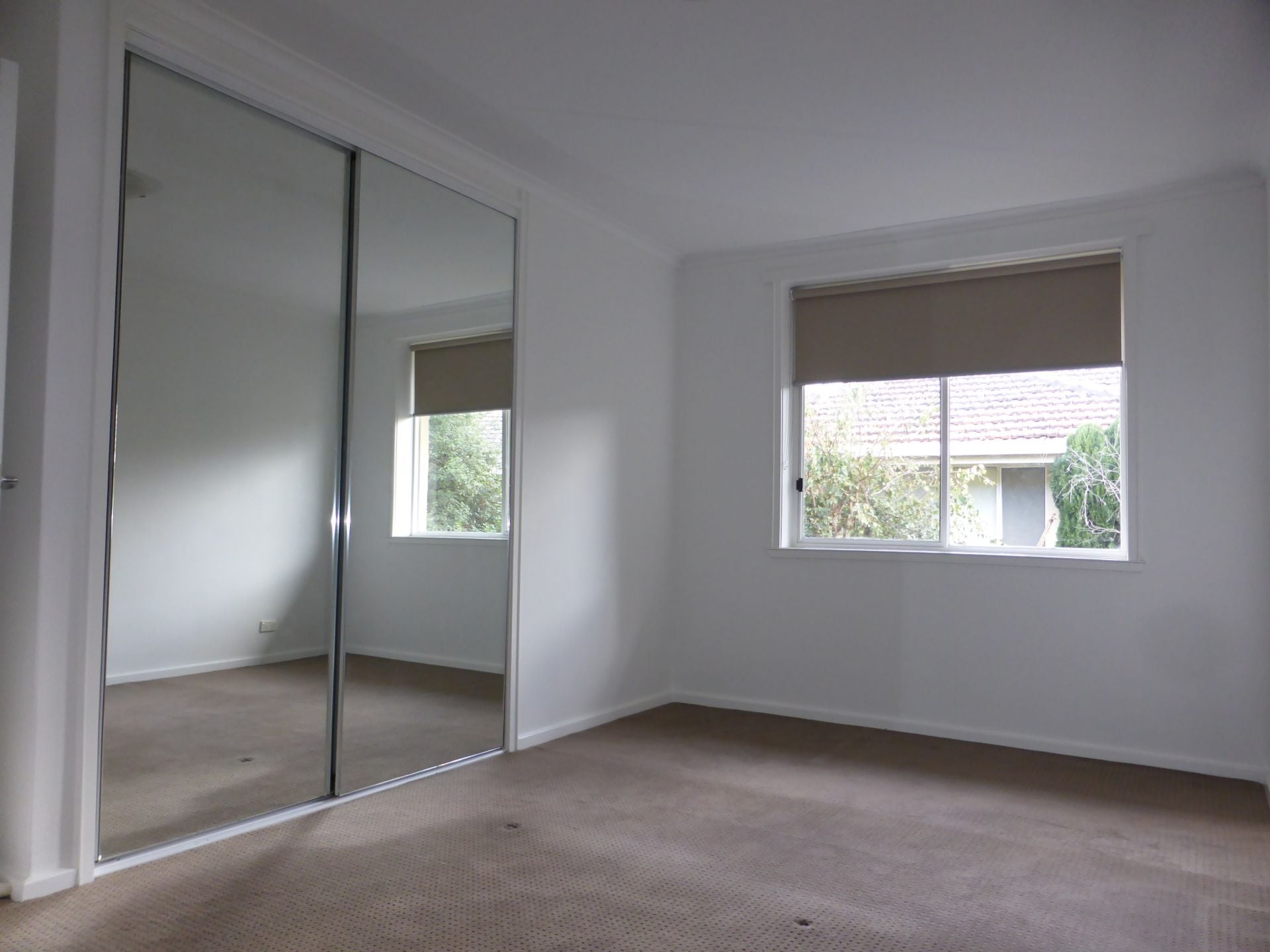 Light, Spacious & Modern Two Bedroom Apartment In A Great Location *FIRST WEEK RENT FREE*
