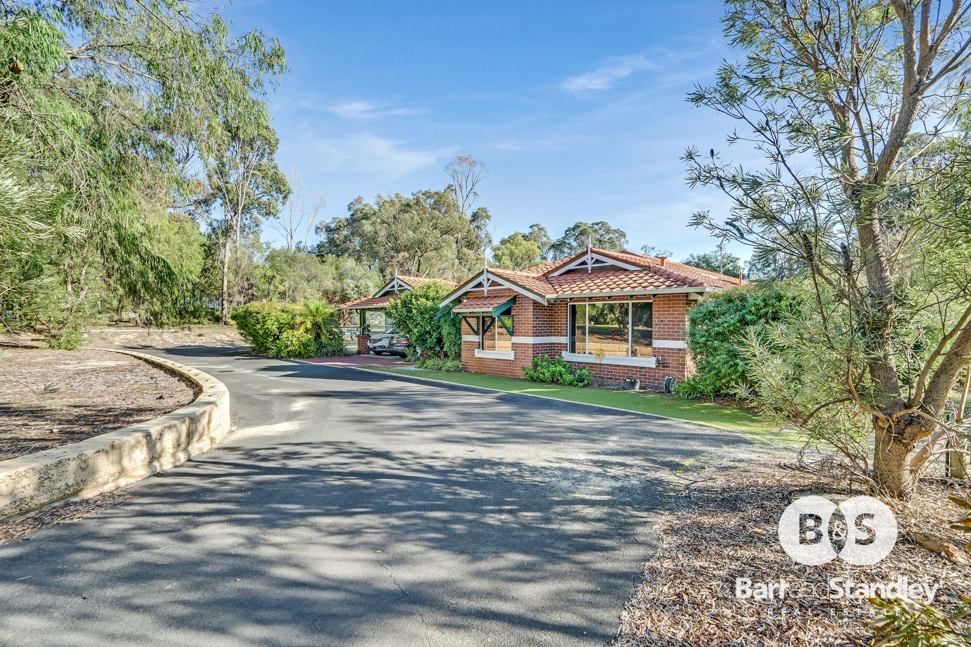 2 Sandilands Avenue, GELORUP Barr and Standley Real Estate