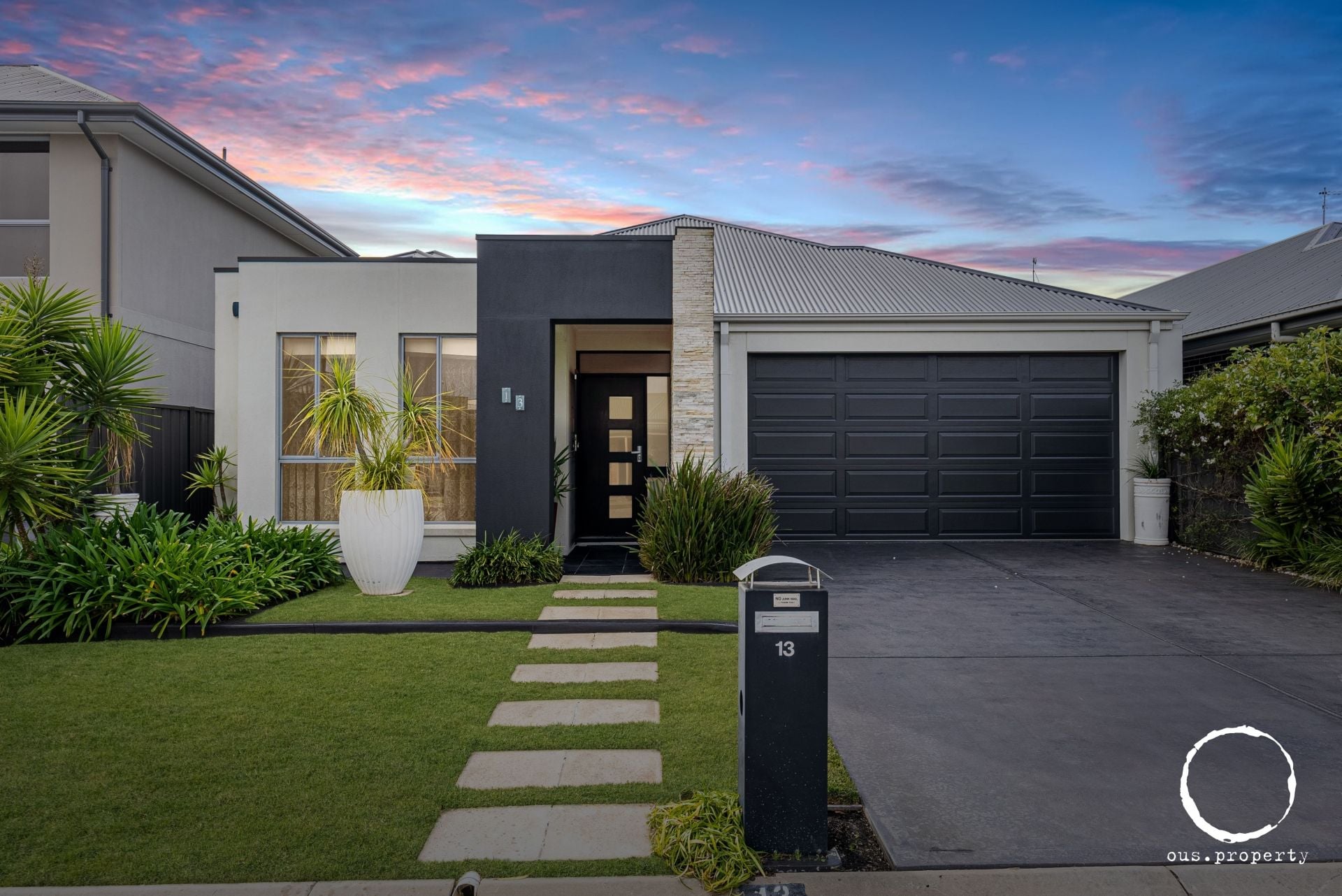 13 Nelson Crescent, Mawson Lakes - Thumbnail 2