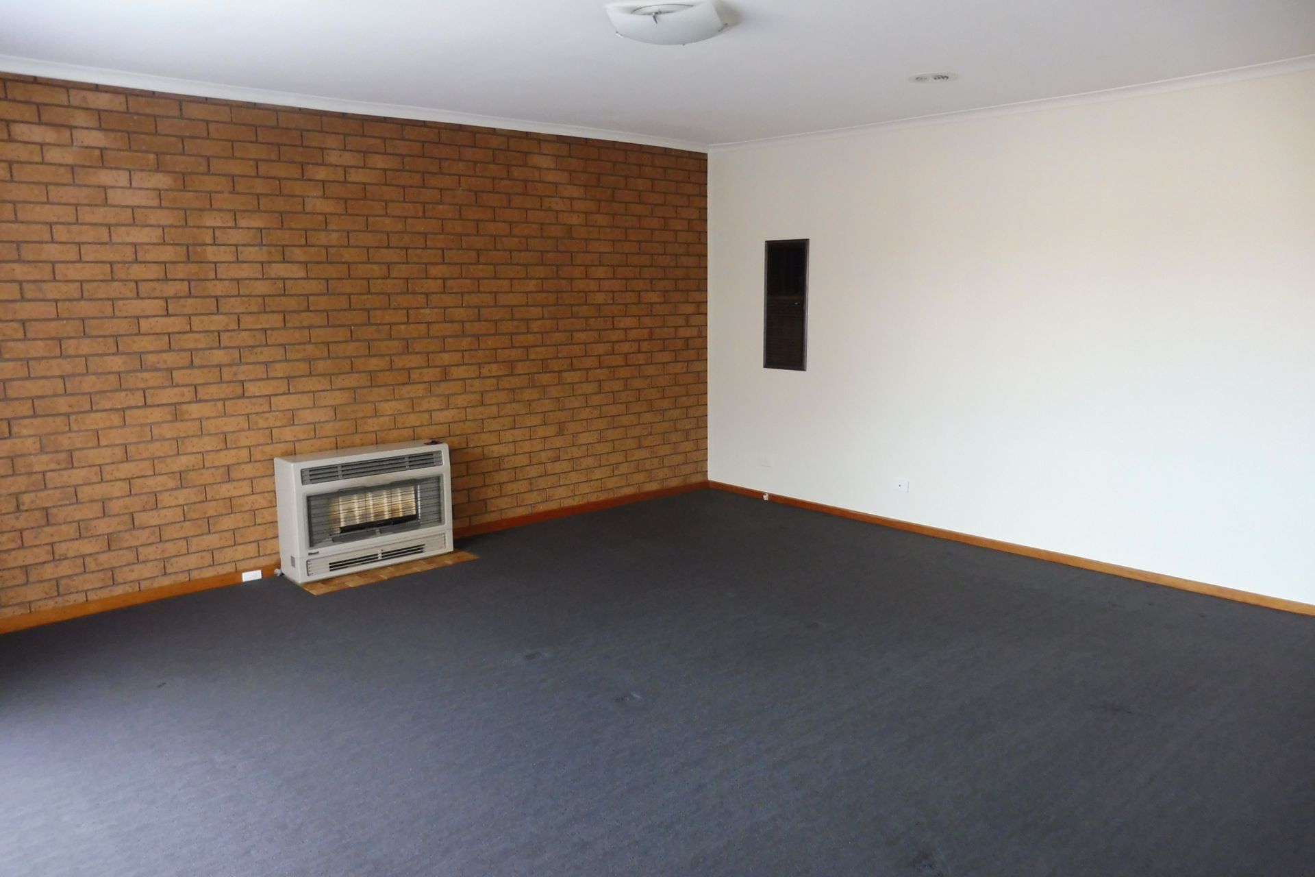 LARGE FAMILY HOME