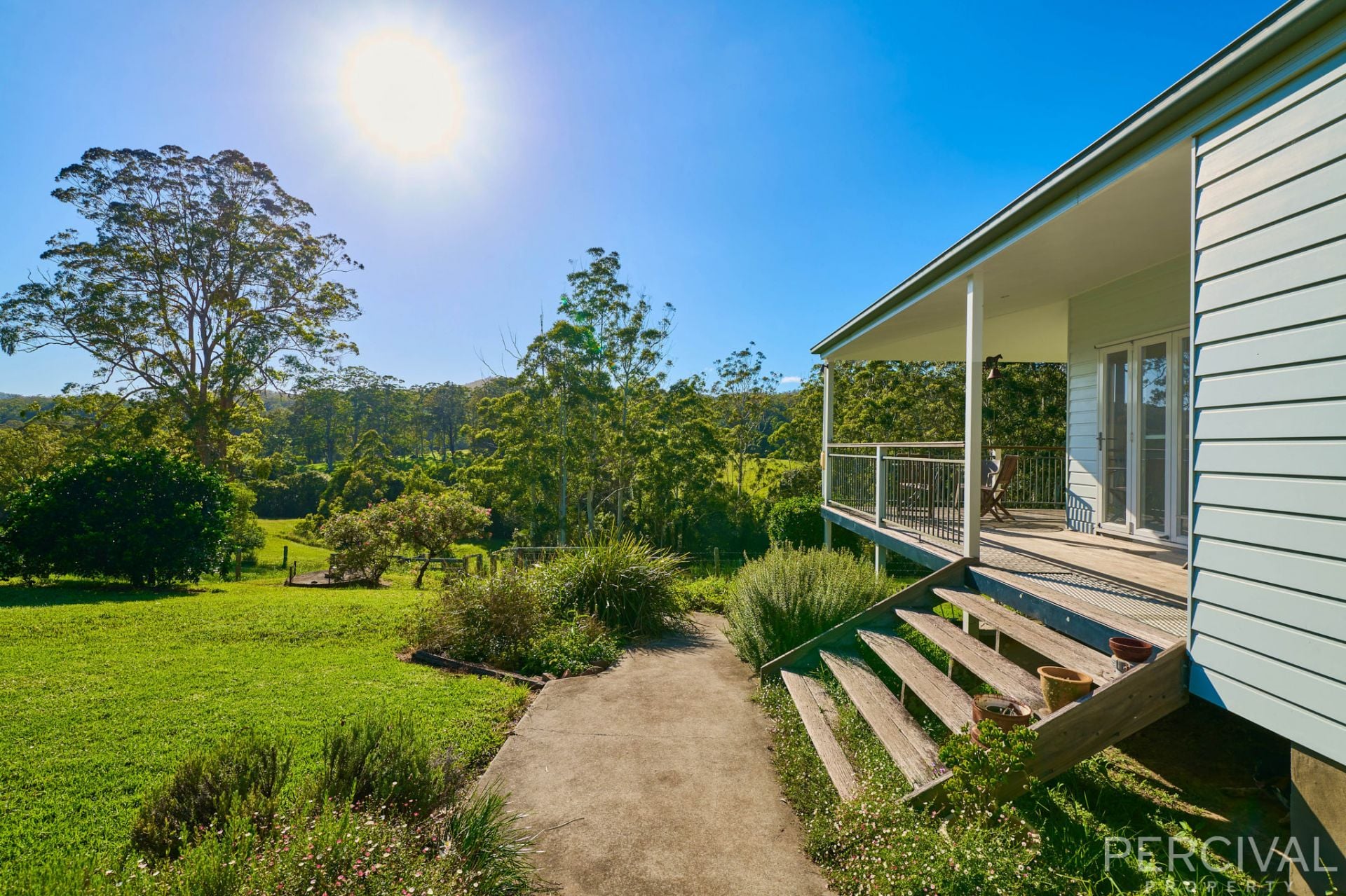 Lorne, Lorne - Thumbnail 2