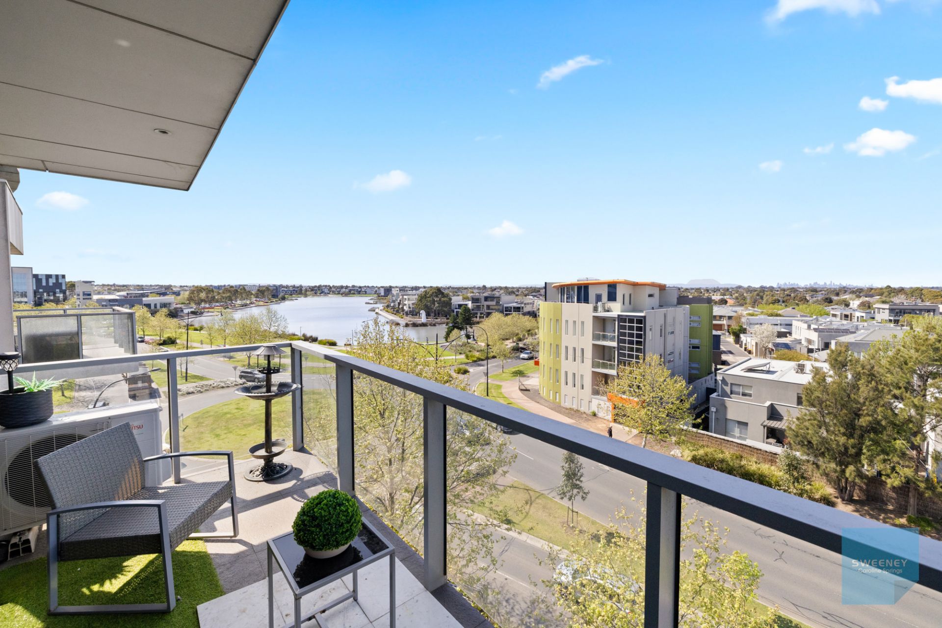 33/1 Woodward Way, Caroline Springs - Thumbnail 7